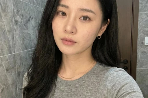 景甜摊上大事了？曝富豪已走程序应是凑不齐五千万才闹掰！