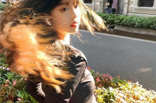 18亿身价顶流恋情曝光！姆巴佩低调恋爱2年女友不是网红是西班牙国民女神